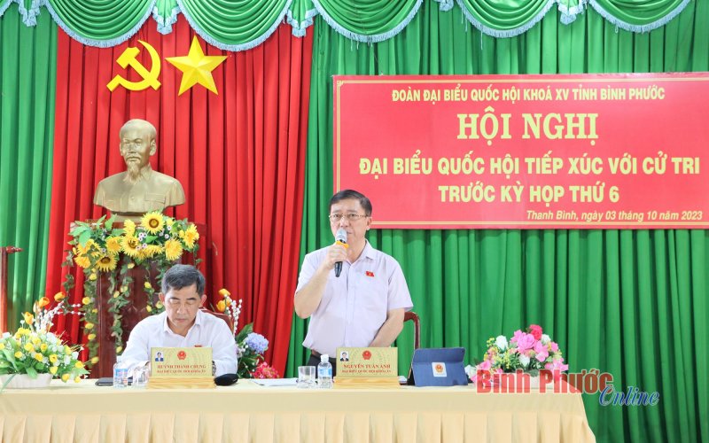 Đại biểu Quốc hội tỉnh tiếp xúc cử tri Bù Đốp