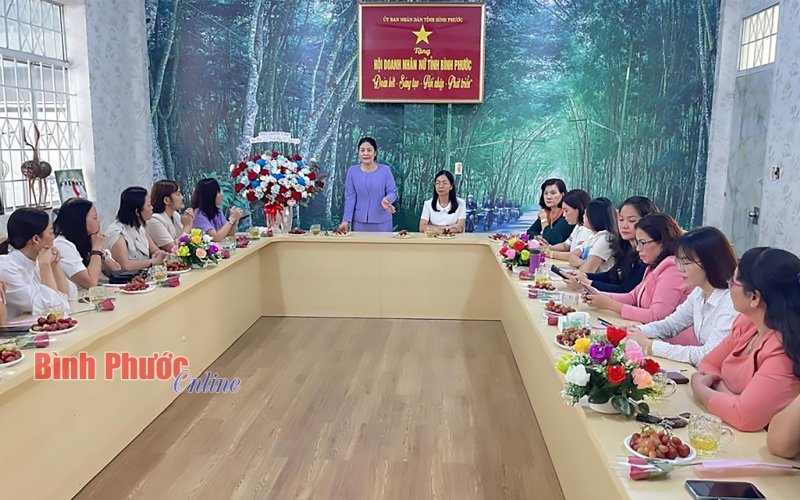 Doanh nhân nữ Bình Phước nỗ lực biến ‘nguy’ thành ‘cơ’