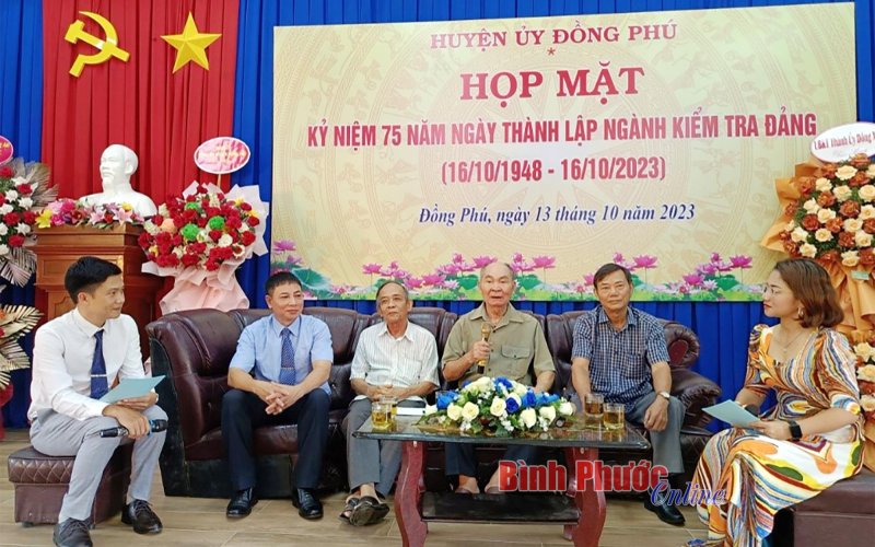 Đồng Phú kỷ niệm ngày thành lập ngành kiểm tra Đảng