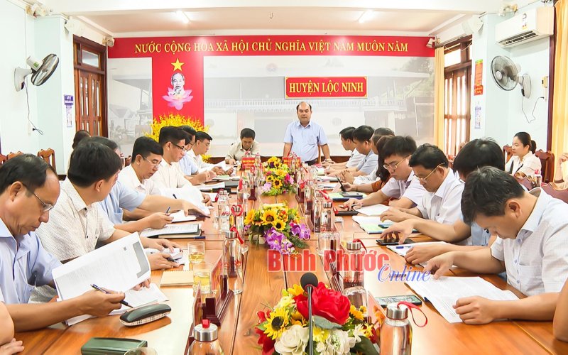 HĐND tỉnh giám sát tại Lộc Ninh