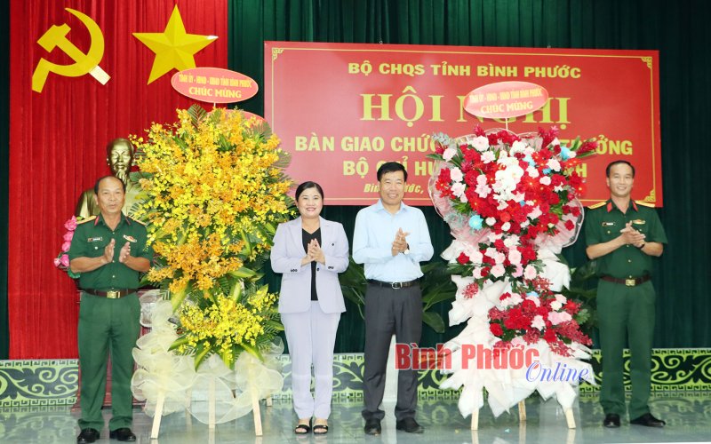 Hội nghị bàn giao chức vụ Chỉ huy trưởng Bộ CHQS tỉnh Bình Phước