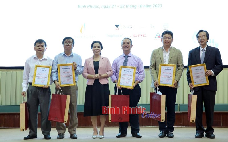 Hội nghị khoa học kỹ thuật ngành y tế tỉnh Bình Phước