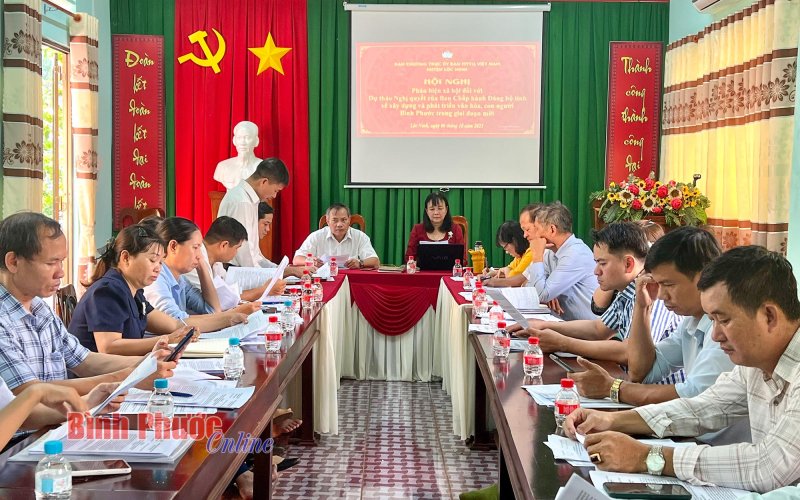 Hội nghị phản biện xã hội về xây dựng và phát triển văn hóa, con người Bình Phước