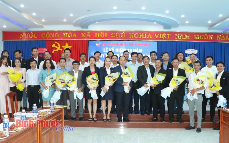 Hội Doanh nhân trẻ Bình Phước kỷ niệm Ngày doanh nhân Việt Nam