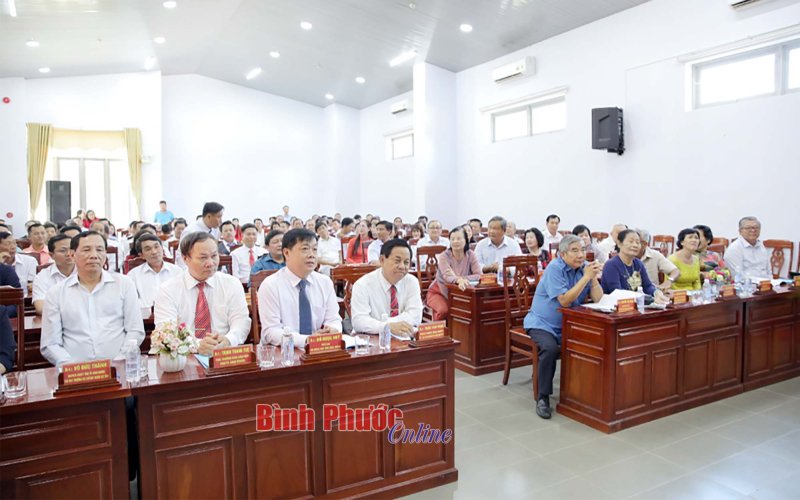 Họp mặt kỷ niệm 93 năm Ngày thành lập Hội Nông dân Việt Nam