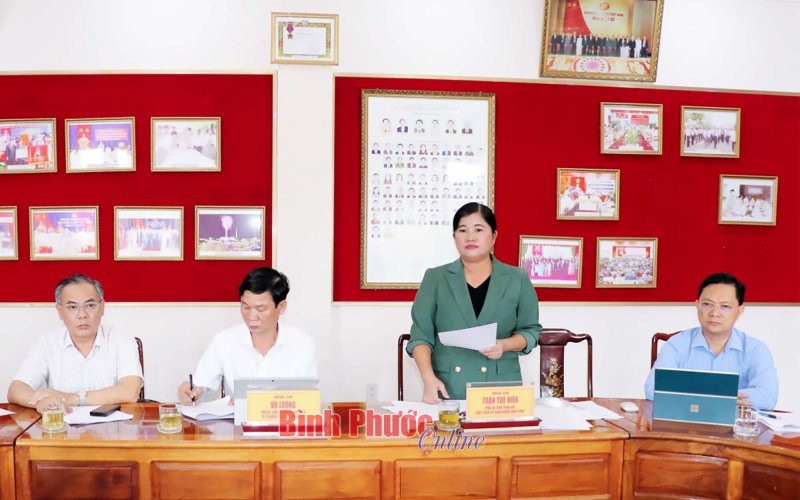 Nhiều ý kiến đóng góp quan trọng tại hội nghị Ban Chấp hành Đảng bộ tỉnh lần thứ 16