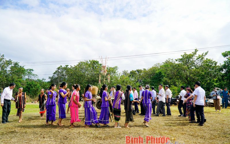 Phục dựng lễ hội &ldquo;Mừng l&uacute;a mới&rdquo; của đồng b&agrave;o S&rsquo;ti&ecirc;ng