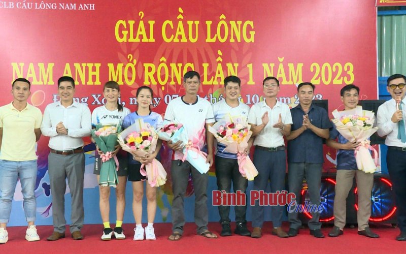 Sôi nổi giải cầu lông Nam Anh mở rộng lần thứ I, năm 2023