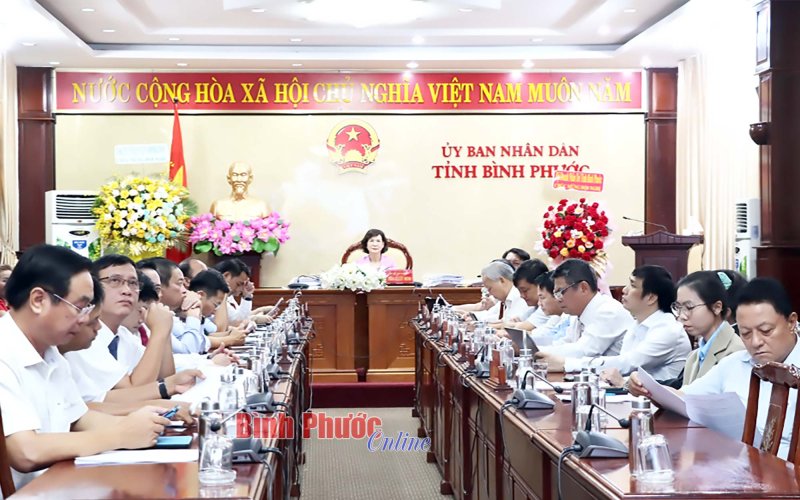 Thường trực Chính phủ gặp mặt doanh nhân