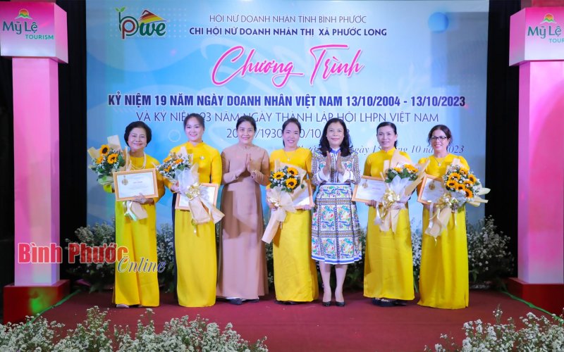 Bình Phước: Khen thưởng, vinh danh 24 doanh nhân nữ
