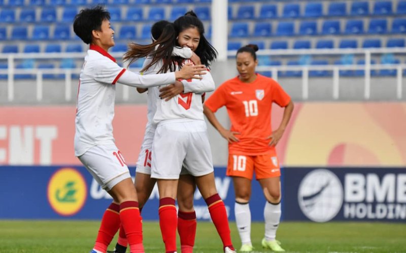 Vòng loại Olympic 2024: Đội tuyển nữ Việt Nam có được 3 điểm đầu tiên