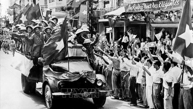 70 năm giải phóng thủ đô - một chặng đường vẻ vang