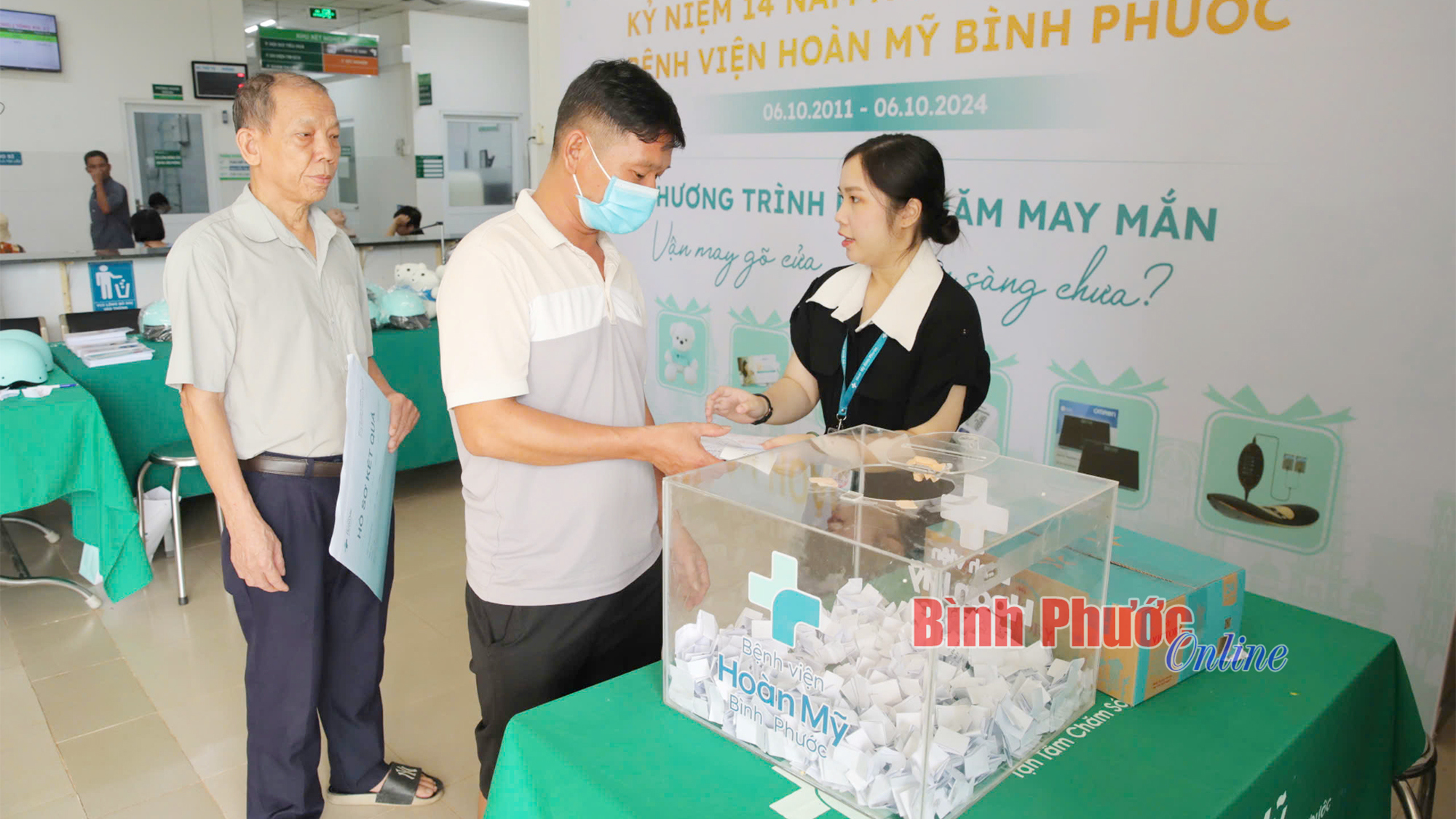 Bệnh viện Hoàn Mỹ Bình Phước tổ chức "Bốc thăm may mắn"