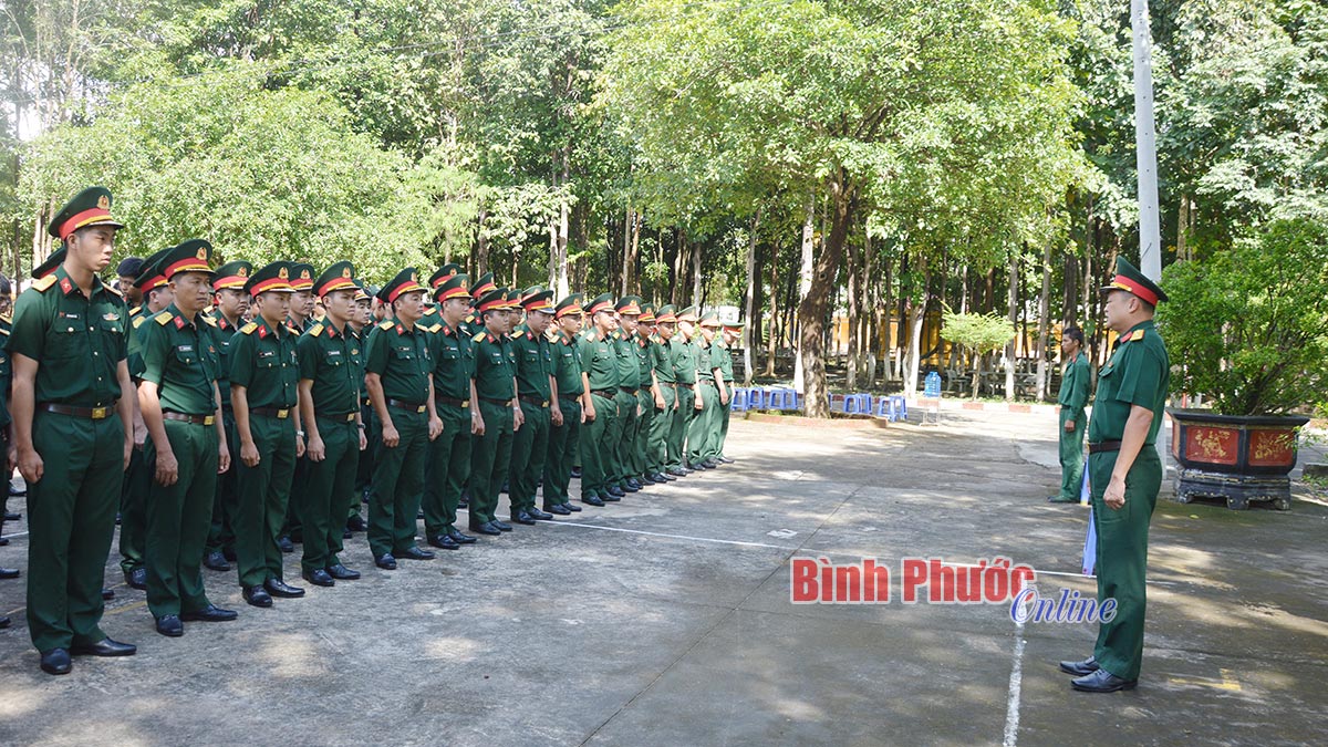 Bộ Chỉ huy Quân sự tỉnh kiểm tra thể lực cán bộ sĩ quan, quân nhân chuyên nghiệp