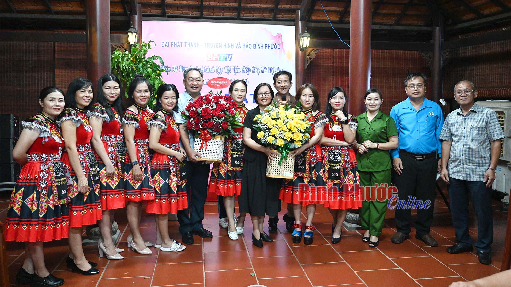 BPTV họp mặt nữ viên chức, người lao động, cộng tác viên chuyên trách