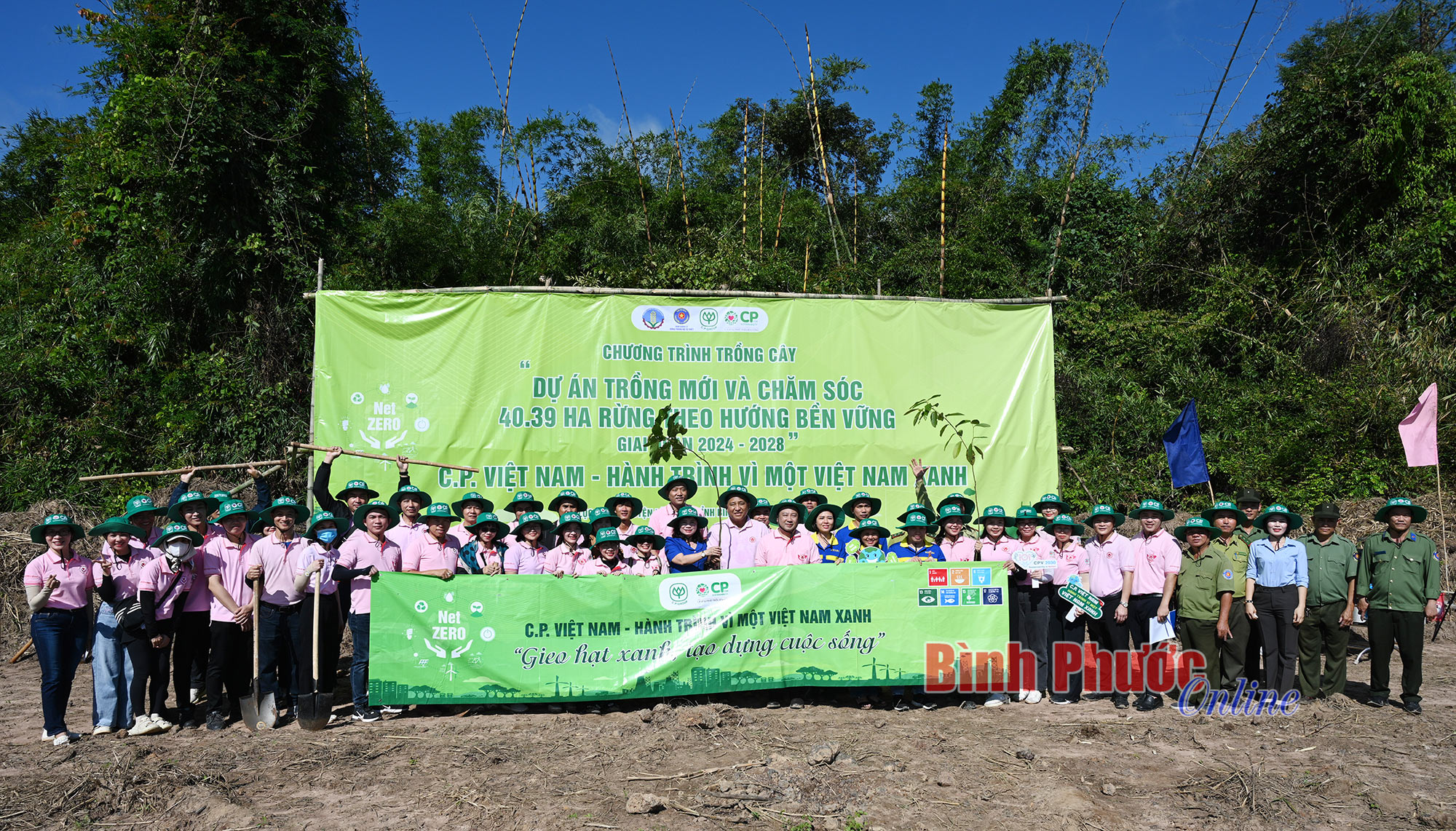 C.P. Việt Nam bàn giao dự án trồng và chăm sóc rừng tại Tà Thiết