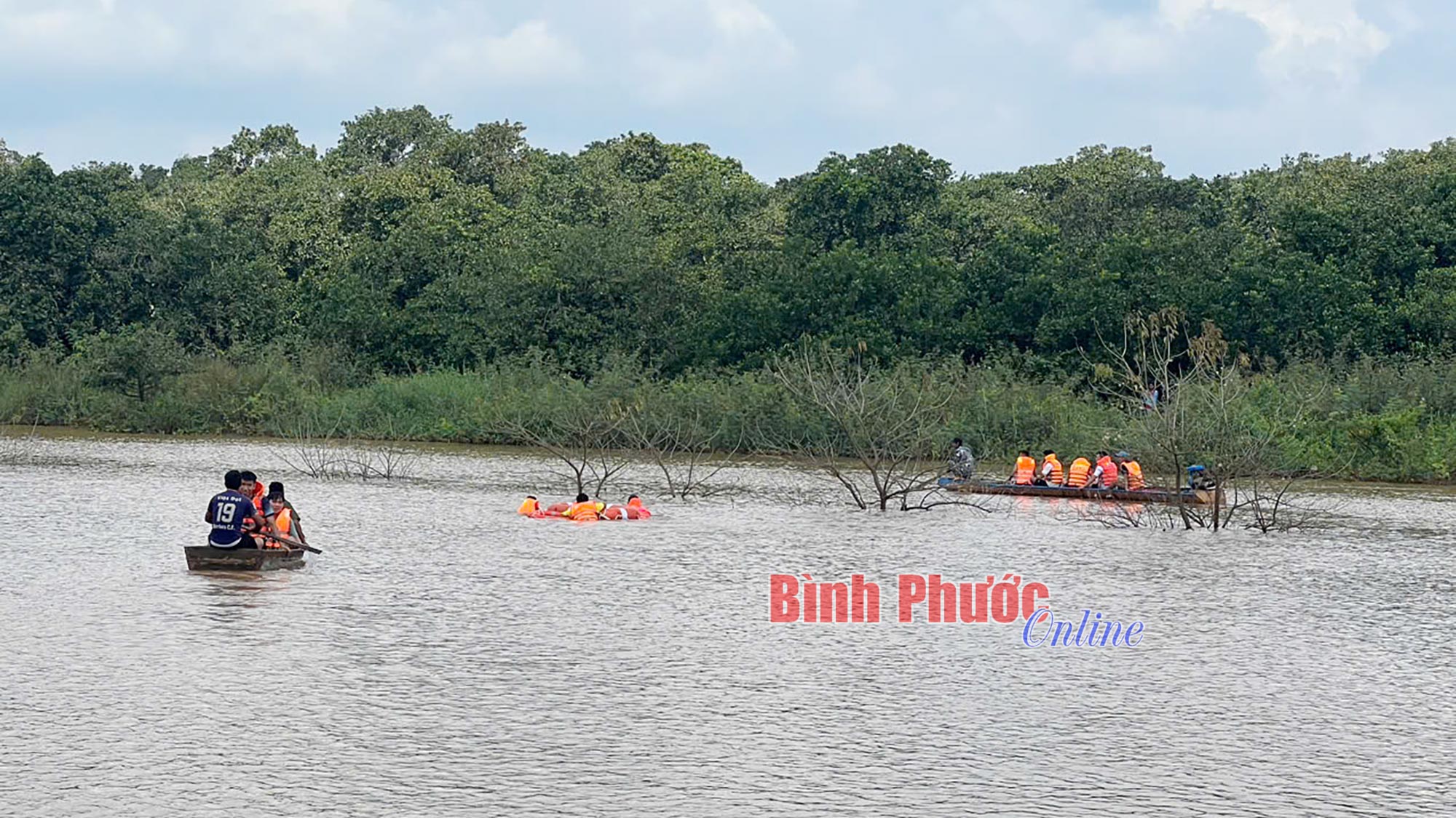 Đã tìm thấy thi thể người đàn ông rơi xuống sông Lấp