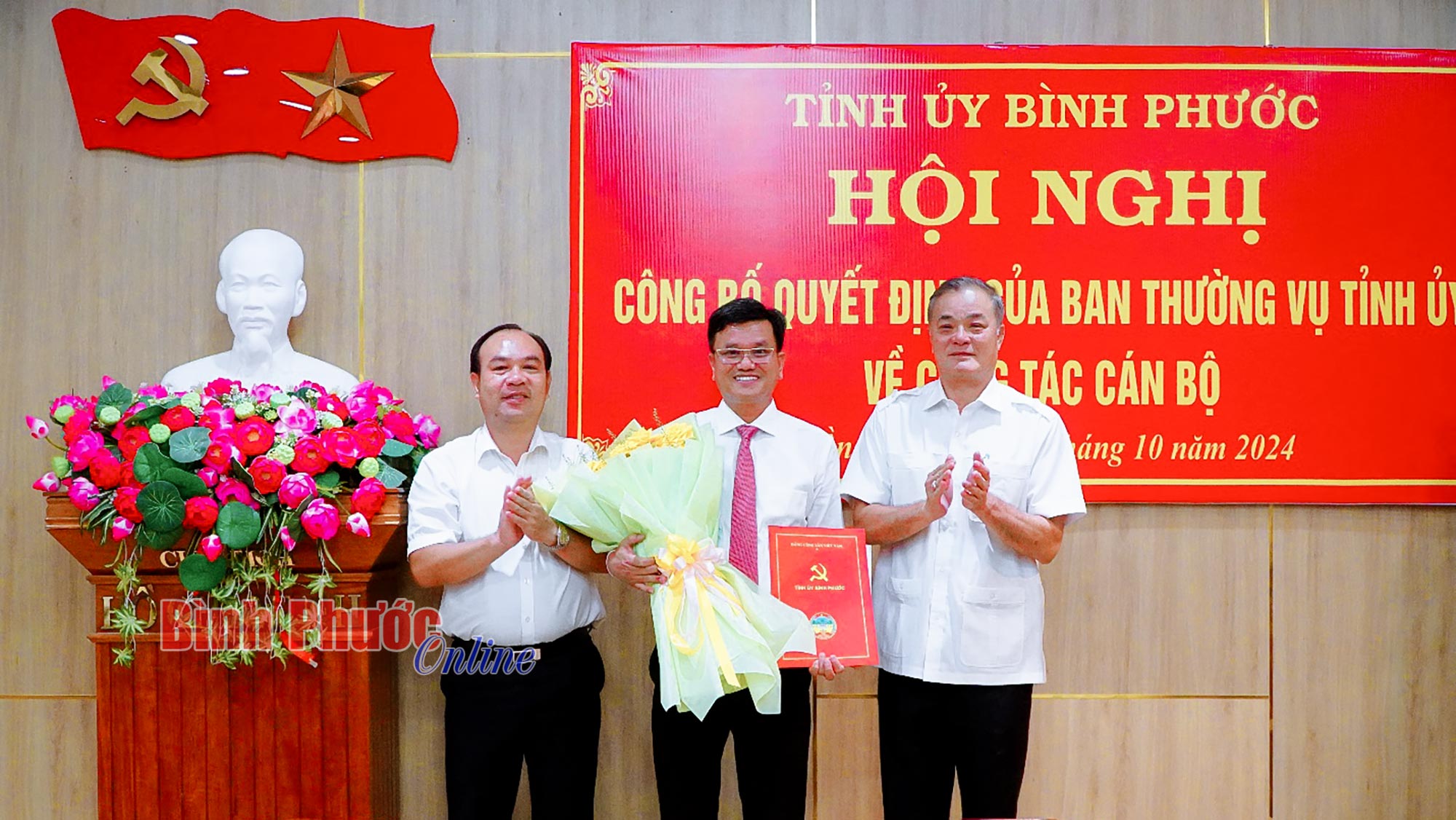 Đồng chí Lê Văn Trân giữ chức Phó Bí thư Huyện ủy Đồng Phú