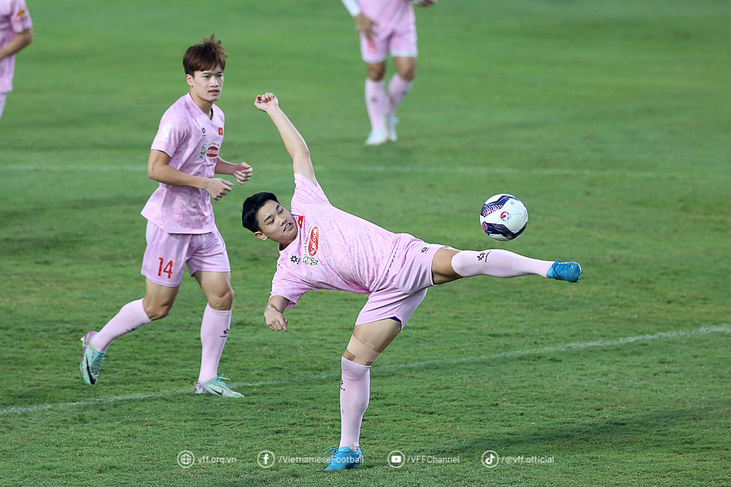 FIFA Days: Cơ hội để HLV Kim Sang Sik giải bài toán nhân sự