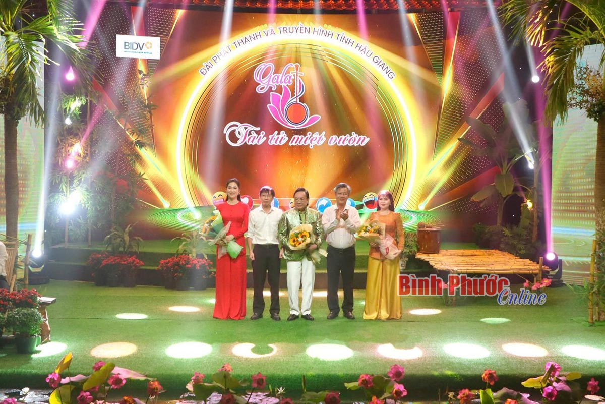 Gala “Tài tử miệt vườn” tại Hậu Giang