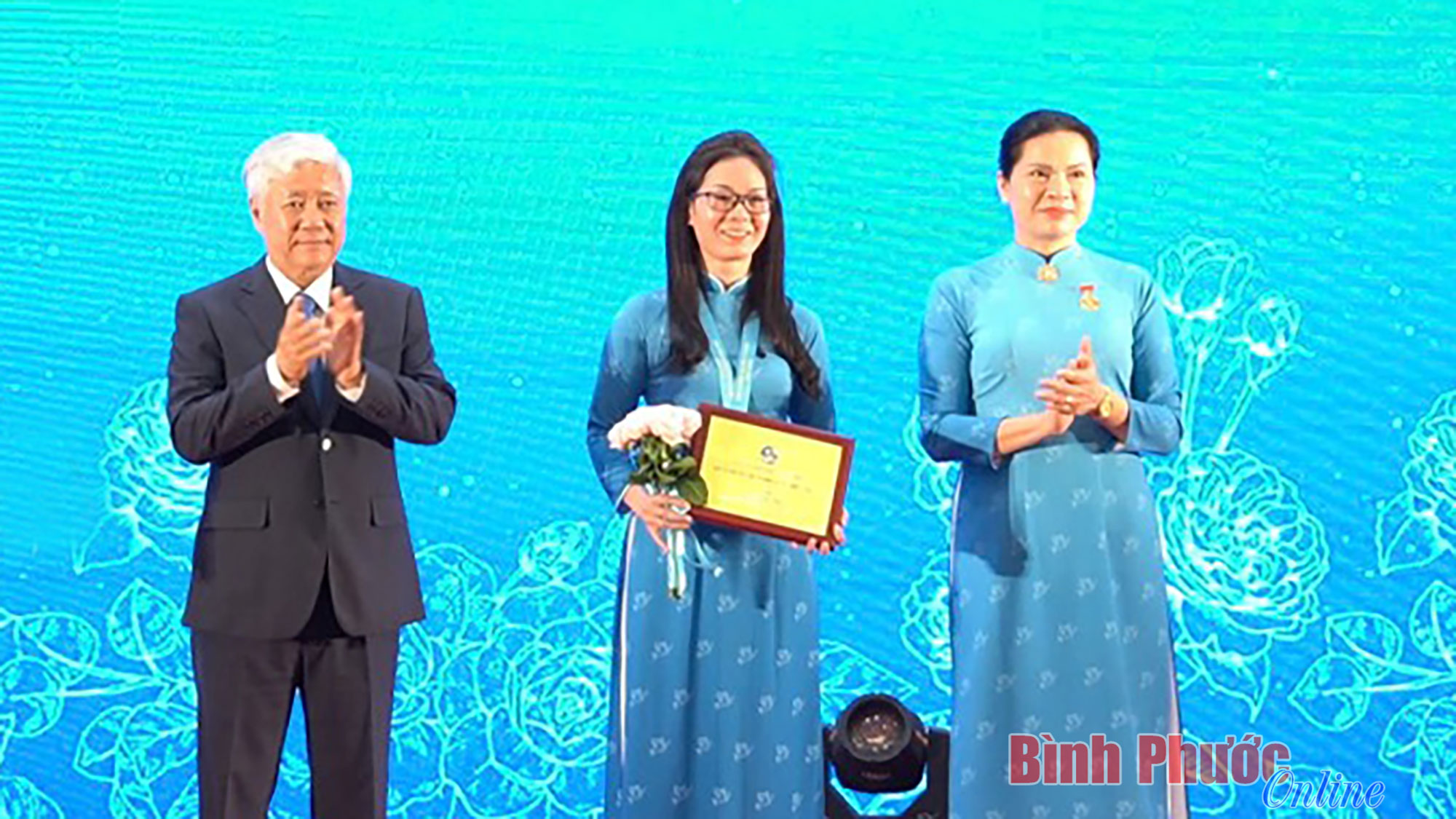 Gương sáng cán bộ phụ nữ vùng biên