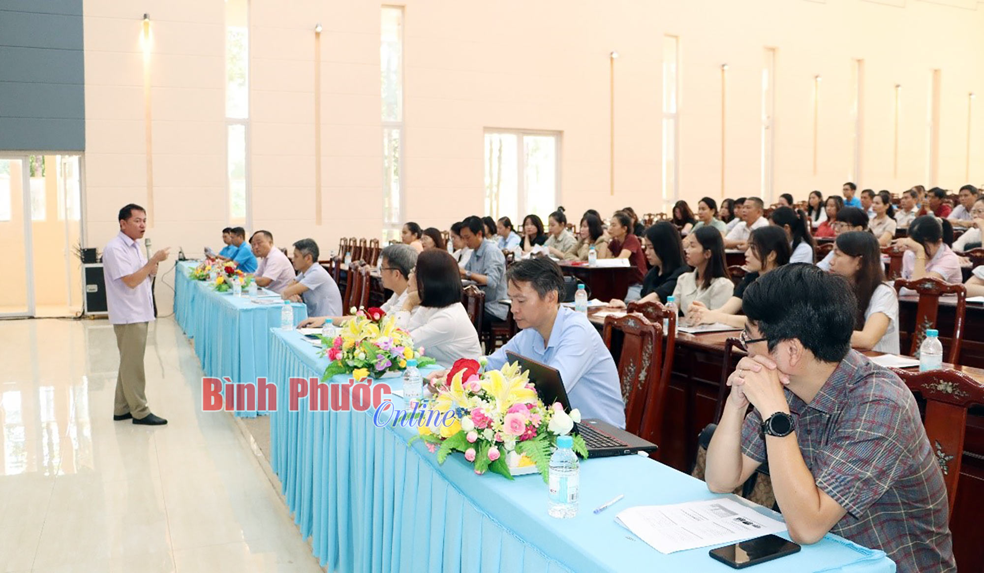 Hơn 100 đơn vị, doanh nghiệp tham gia đối thoại chính sách an sinh