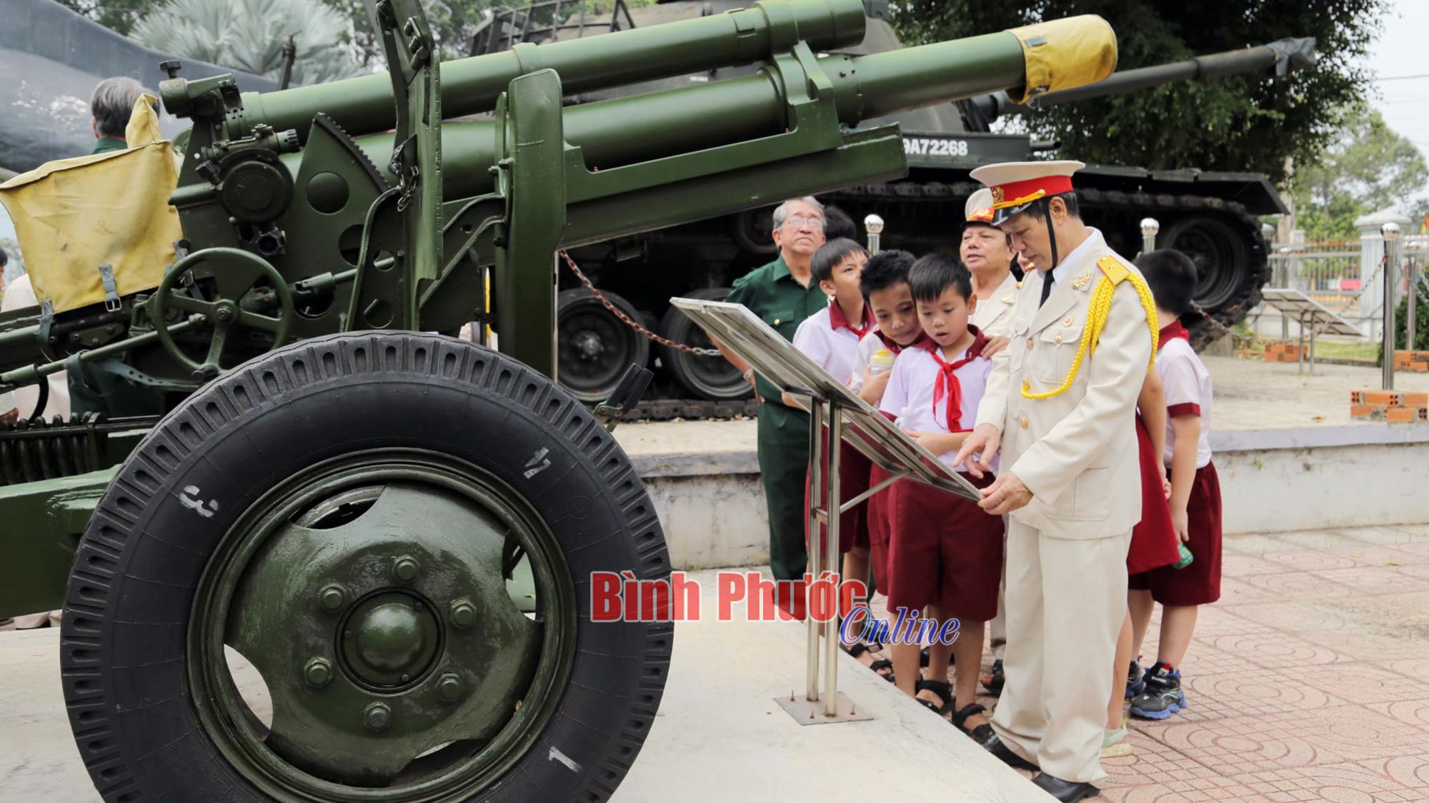 Khơi dậy niềm tự hào dân tộc