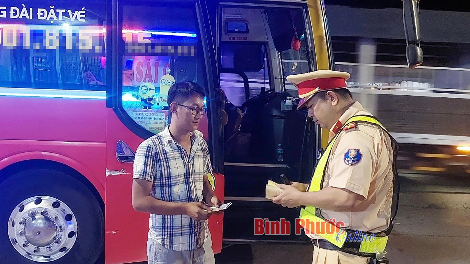 Kiên quyết xử lý xe dù, bến cóc, xe trá hình tuyến cố định