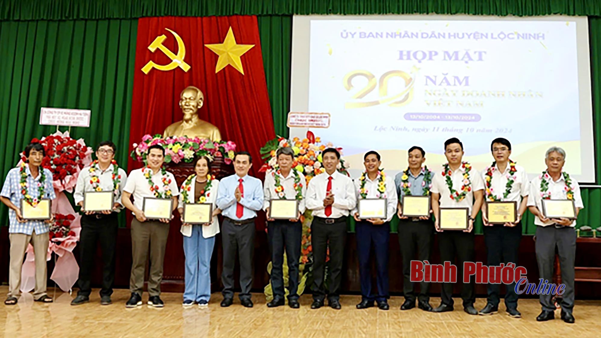 Lộc Ninh: Họp mặt kỷ niệm 20 năm Ngày Doanh nhân Việt Nam