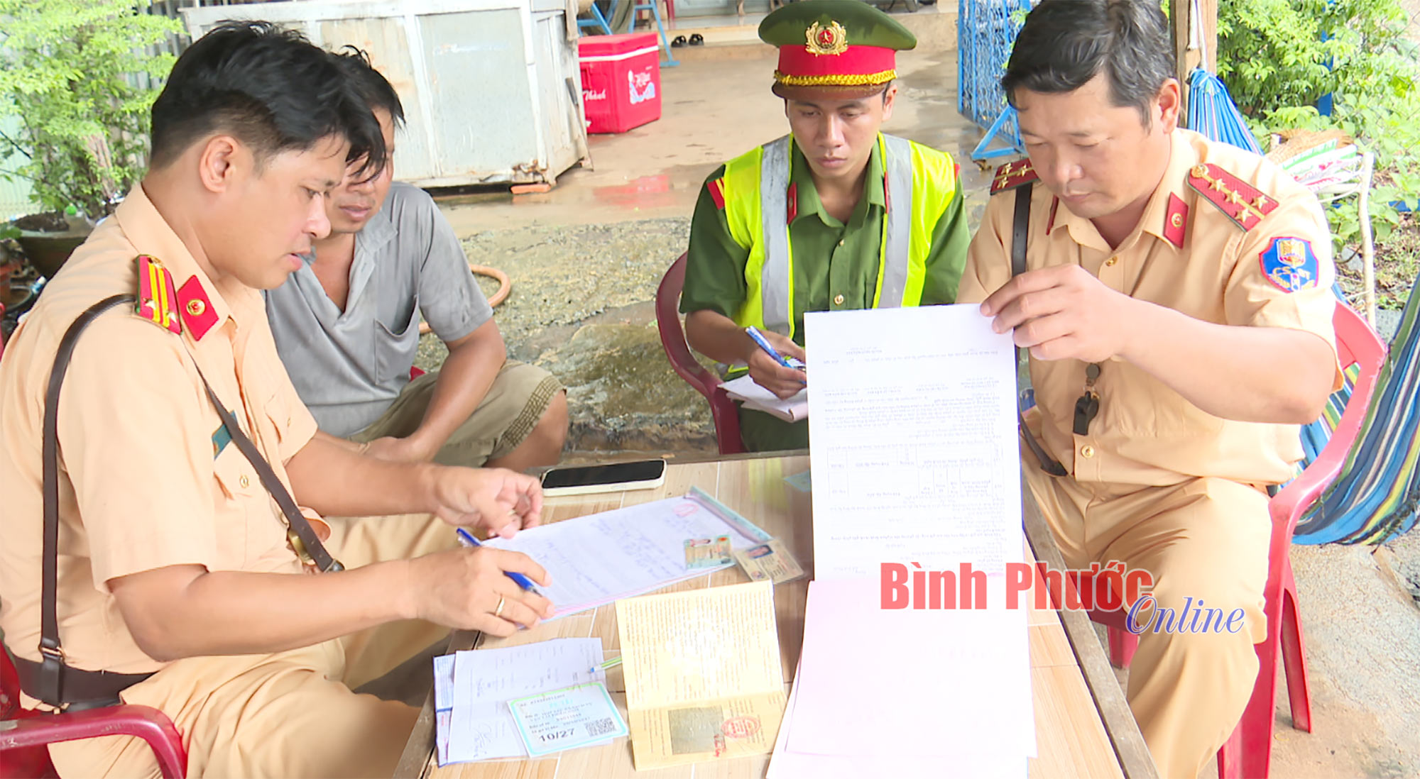 Quyết liệt xử lý xe quá tải