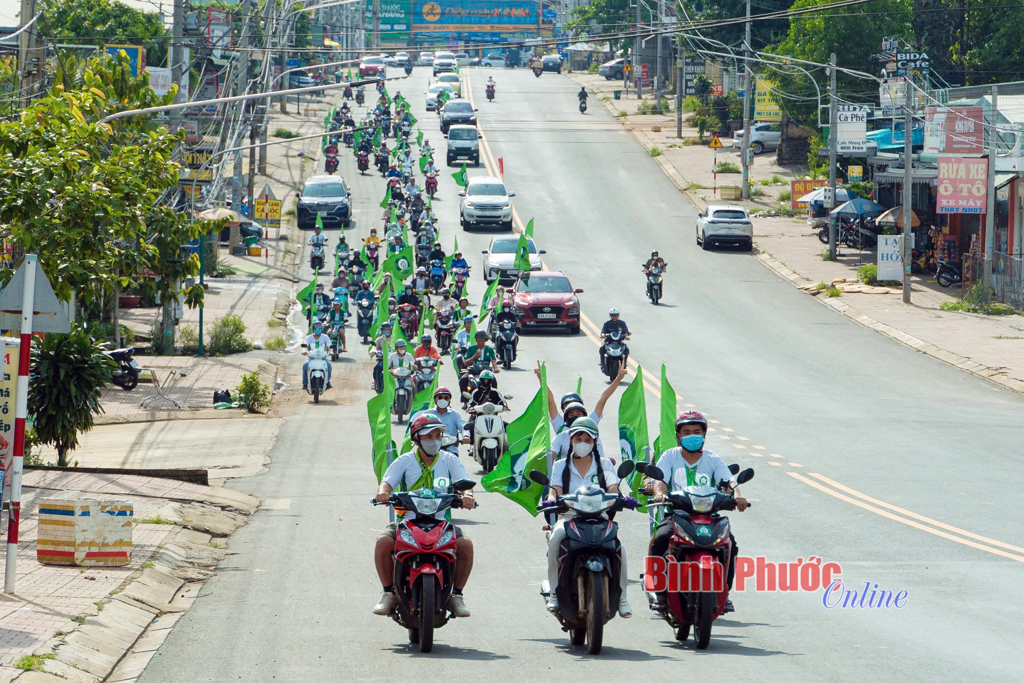 Sôi động trước trận đấu Trường Tươi Bình Phước - CLB Trẻ TP. Hồ Chí Minh