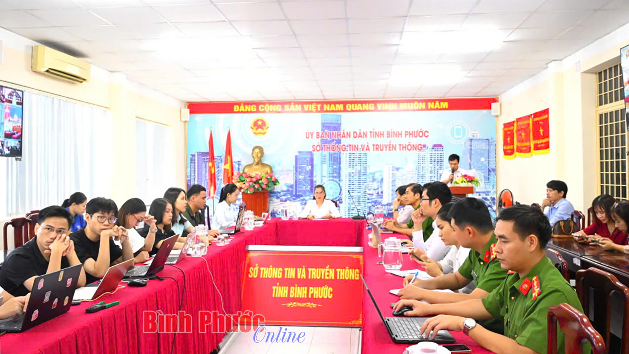 Tập huấn 2 nhóm dịch vụ công liên thông, quản trị cập nhật thủ tục hành chính