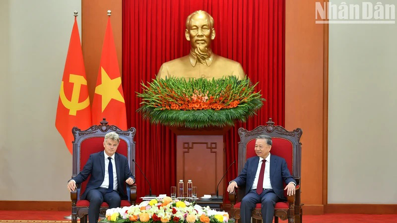 Tổng Bí thư Tô Lâm tiếp Đoàn Bí thư toàn quốc Đảng Cộng sản Pháp