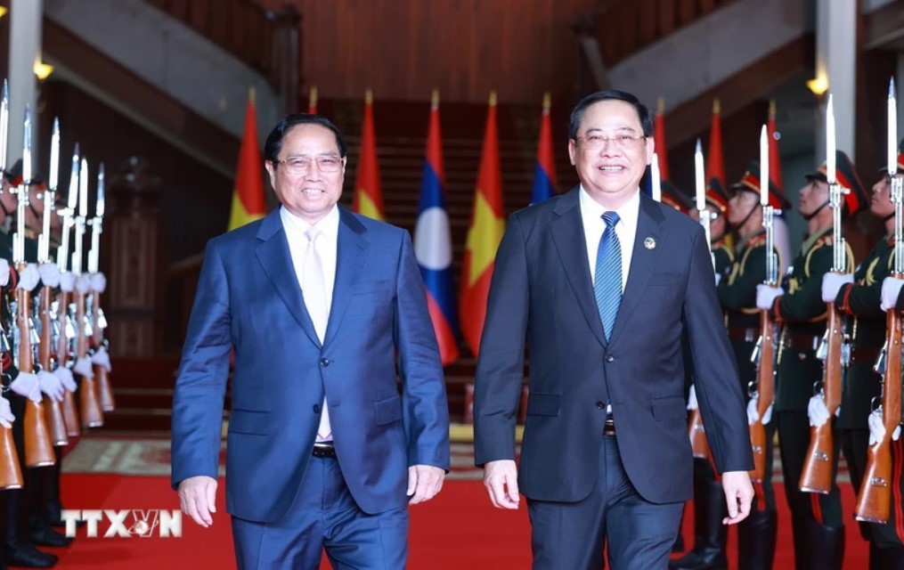 Việt Nam dành ưu tiên cao nhất cho mối quan hệ vĩ đại với Lào