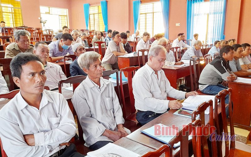 Bồi dưỡng kiến thức cho 100 người có uy tín, già làng tiêu biểu