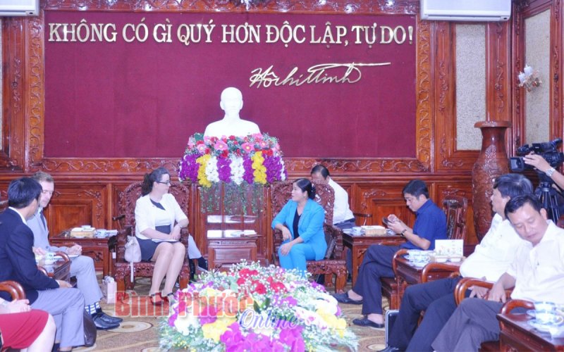 Chủ tịch UBND tỉnh Trần Tuệ Hiền tiếp Tổng Lãnh sự Úc tại  thành phố Hồ Chí Minh