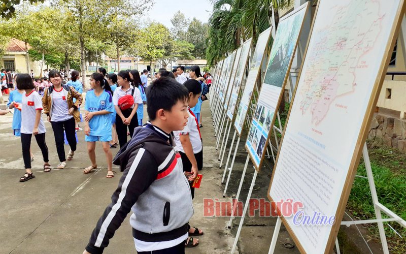 Đồng Phú nâng cao chất lượng nghiên cứu, giáo dục lịch sử Ðảng