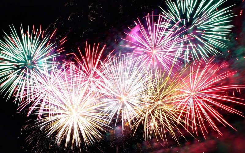 Đồng Xo&agrave;i bắn ph&aacute;o hoa sau lễ hội giao thừa ch&agrave;o đ&oacute;n Xu&acirc;n T&acirc;n Sửu 2021 