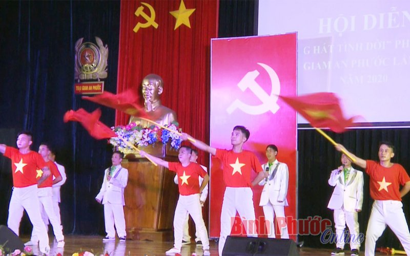 Hội diễn “Tiếng hát tình đời phạm nhân”