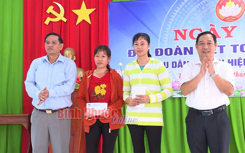 Ngày hội đại đoàn kết toàn dân tộc tại Bù Nho