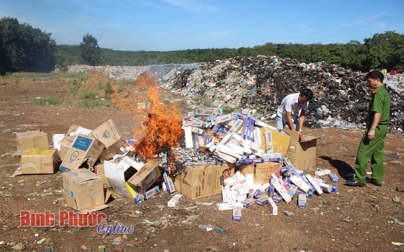 Tiêu hủy hơn 10 nghìn bao thuốc lá nhập lậu