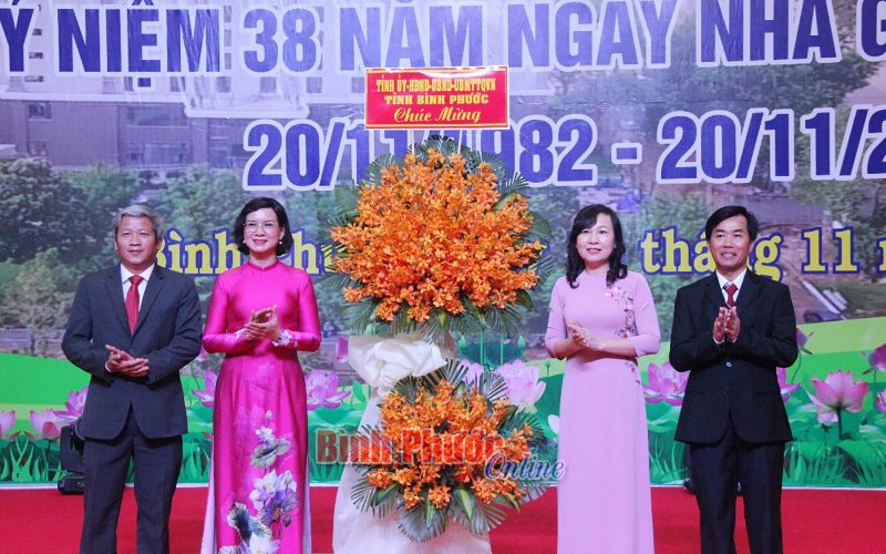 Trường Chính trị tỉnh kỷ niệm 38 năm Ngày Nhà giáo Việt Nam