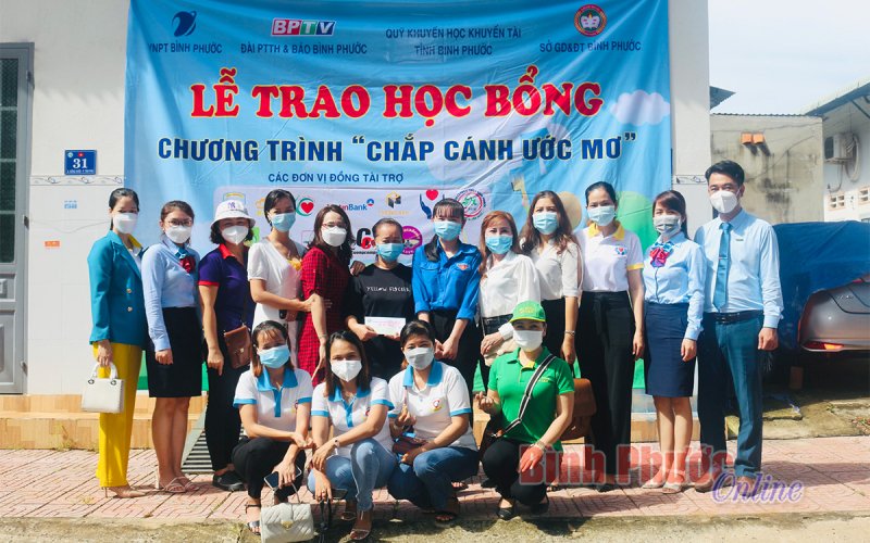 189 triệu đồng chắp cánh ước mơ cho em Huỳnh Thị Thanh Nhi