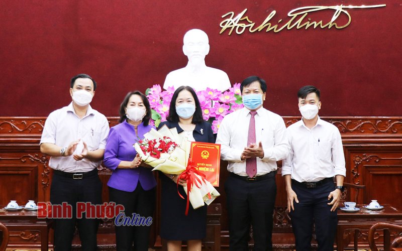 Bình Phước: Trao quyết định bổ nhiệm lại Phó giám đốc Sở Tài chính