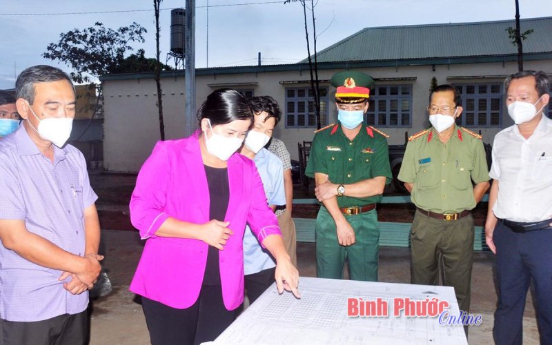 Chủ tịch UBND tỉnh kiểm tra tiến độ thi công Bệnh viện dã chiến K72