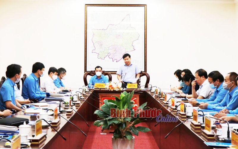 Đoàn công tác Tổng Liên đoàn Lao động Việt Nam làm việc tại Bình Phước