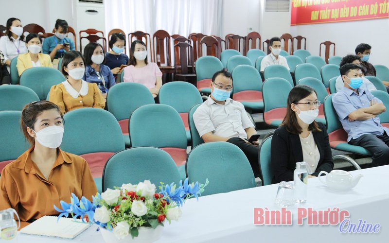 Hơn 70 phóng viên, biên tập viên tập huấn Kỹ năng sản xuất phóng sự truyền hình