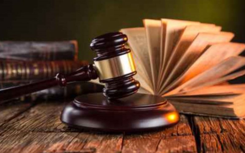 Phải kiên quyết hơn với phí "bôi trơn"