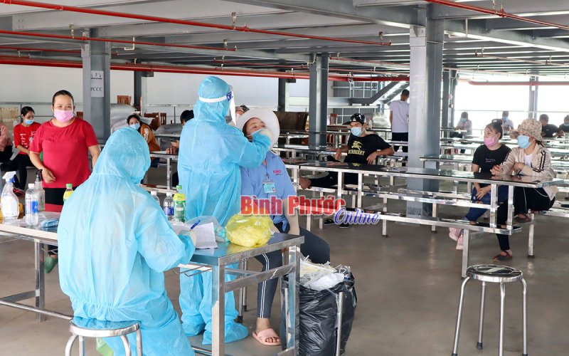 Tập trung truy tìm nguồn lây của trường hợp F0 tại Khu công nghiệp Đồng Xoài III