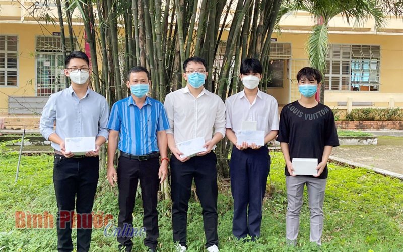 Vì học sinh thân yêu